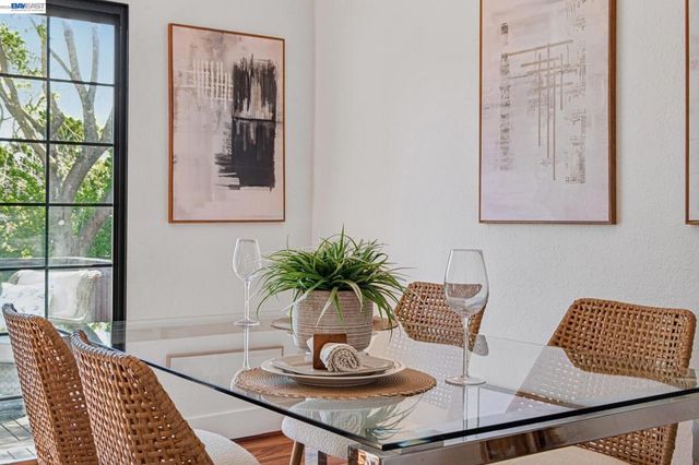 2586 Buena Vista Ave, Walnut Creek, CA 94597