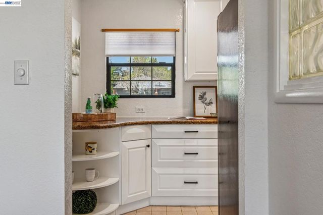 2586 Buena Vista Ave, Walnut Creek, CA 94597