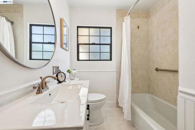 2586 Buena Vista Ave, Walnut Creek, CA 94597