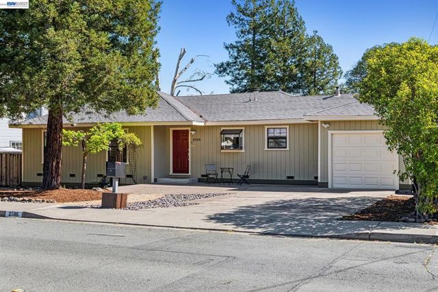 2586 Buena Vista Ave, Walnut Creek, CA 94597