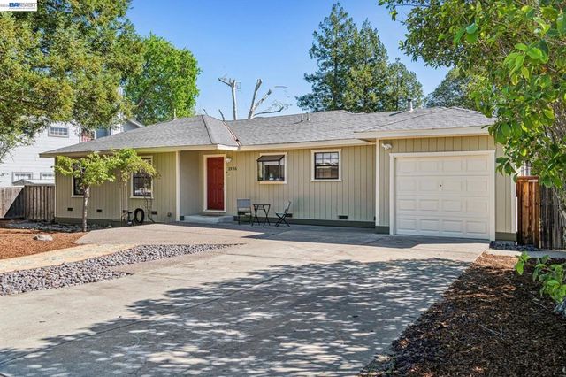 2586 Buena Vista Ave, Walnut Creek, CA 94597