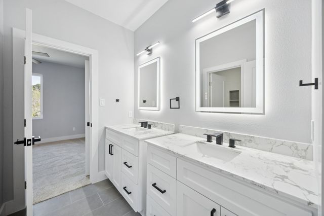 2415 Valley View Drive, Cedar Hill, TX 75104