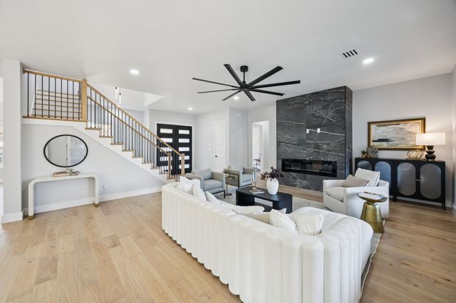 2415 Valley View Drive, Cedar Hill, TX 75104