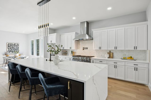 2415 Valley View Drive, Cedar Hill, TX 75104