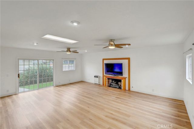 2142 Orange Avenue, Costa Mesa, CA 92627