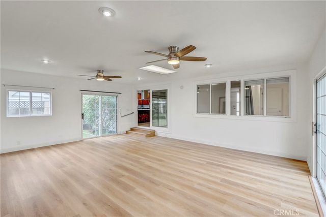 2142 Orange Avenue, Costa Mesa, CA 92627