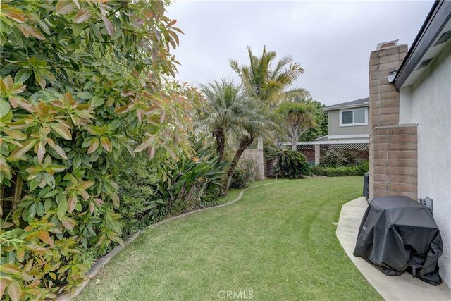 2142 Orange Avenue, Costa Mesa, CA 92627