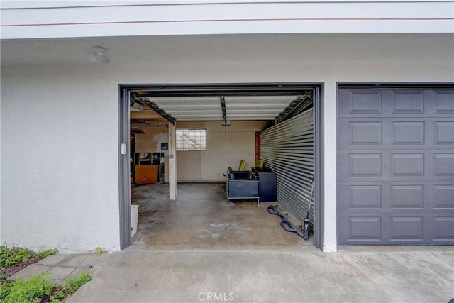 2142 Orange Avenue, Costa Mesa, CA 92627