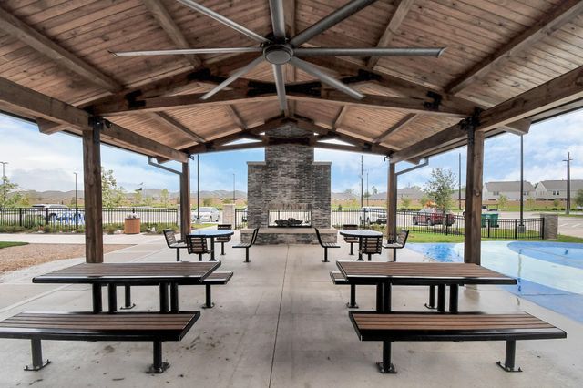 10312 Malta Trace Drive, Rosharon, TX 77583