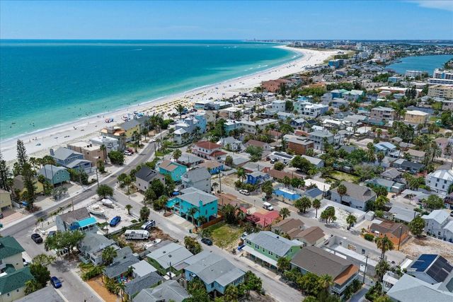 122 87TH AVENUE, Treasure Island, FL 33706