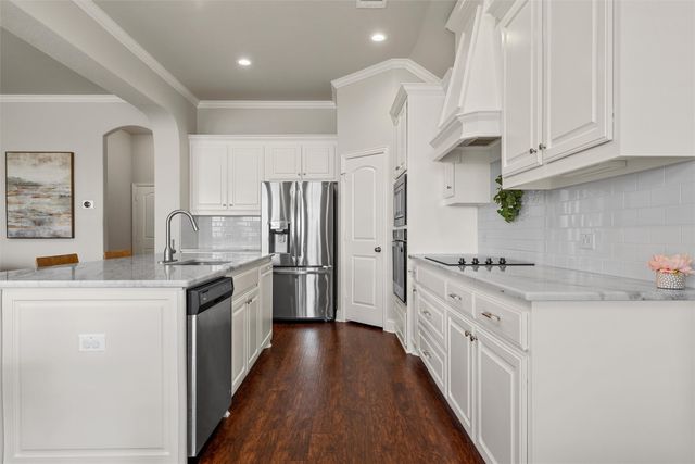307 Oak Meadow Trail, Waco, TX 76657