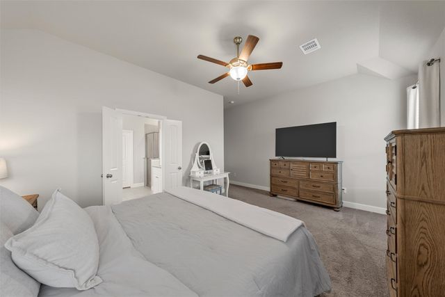 307 Oak Meadow Trail, Waco, TX 76657