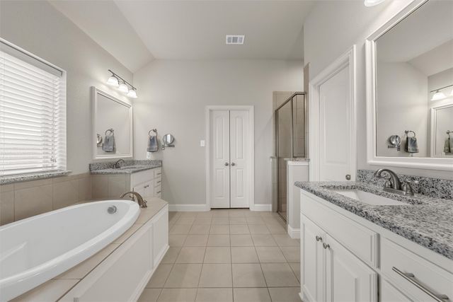 307 Oak Meadow Trail, Waco, TX 76657