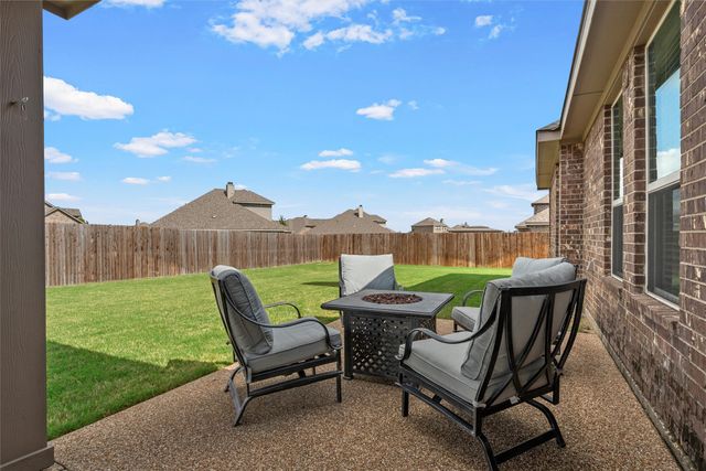 307 Oak Meadow Trail, Waco, TX 76657