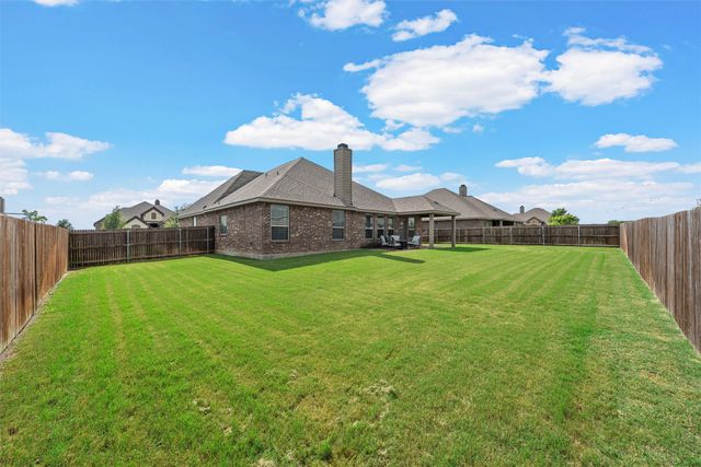 307 Oak Meadow Trail, Waco, TX 76657