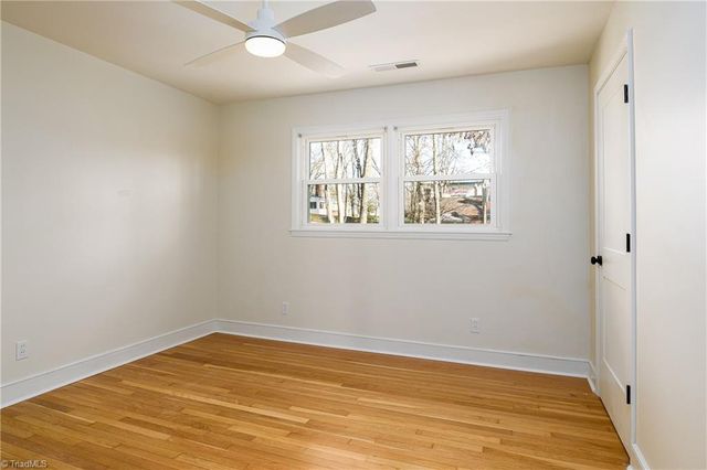 3514 Fox Place, Greensboro, NC 27408