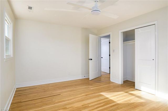 3514 Fox Place, Greensboro, NC 27408