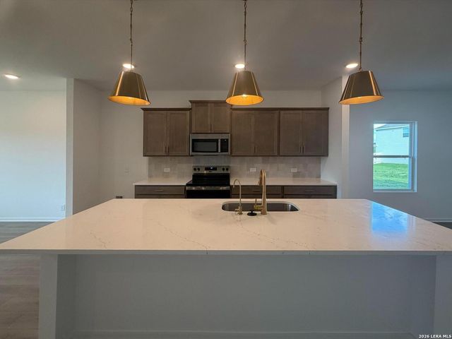 13803 Birch View, San Antonio, TX 78252