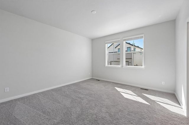 4601 N Versailles Way, Aurora, CO 80019