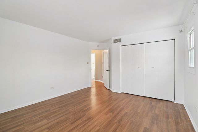 16627 Carse Avenue, Harvey, IL 60426