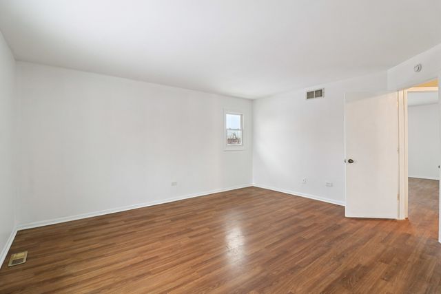 16627 Carse Avenue, Harvey, IL 60426