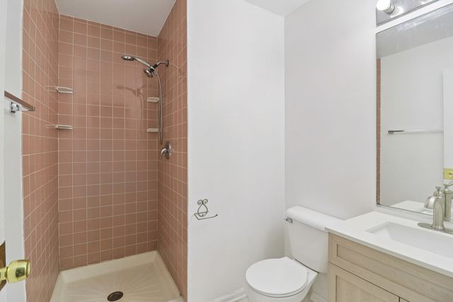 16627 Carse Avenue, Harvey, IL 60426