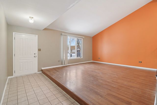 16627 Carse Avenue, Harvey, IL 60426