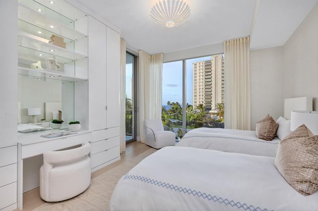 725 S Ocean Boulevard 402, Boca Raton, FL 33432