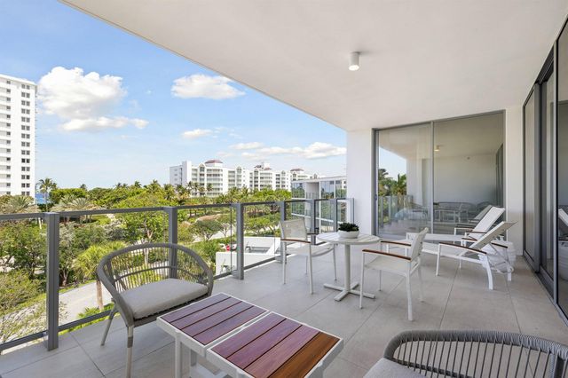 725 S Ocean Boulevard 402, Boca Raton, FL 33432