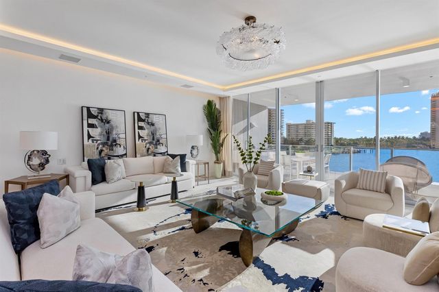 725 S Ocean Boulevard 402, Boca Raton, FL 33432