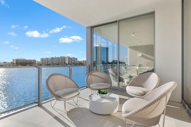 725 S Ocean Boulevard 402, Boca Raton, FL 33432