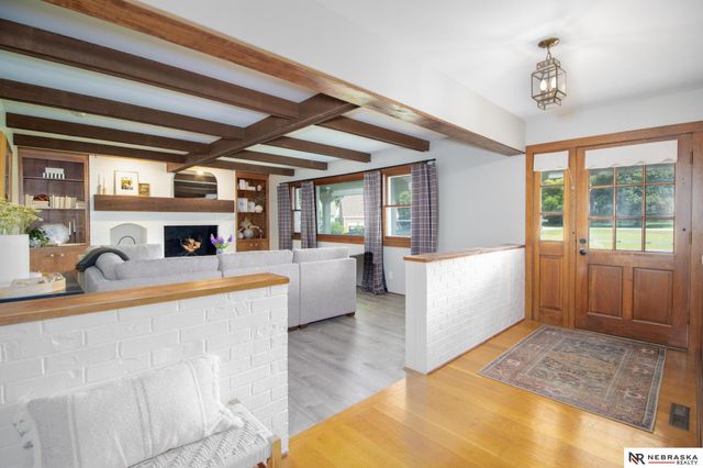 6101 Frontier Road, Lincoln, NE 68516