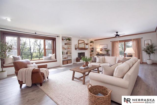 6101 Frontier Road, Lincoln, NE 68516