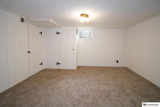 6101 Frontier Road, Lincoln, NE 68516