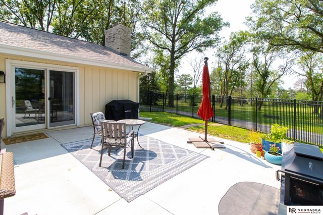 6101 Frontier Road, Lincoln, NE 68516