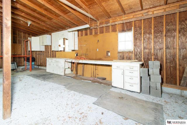 6101 Frontier Road, Lincoln, NE 68516