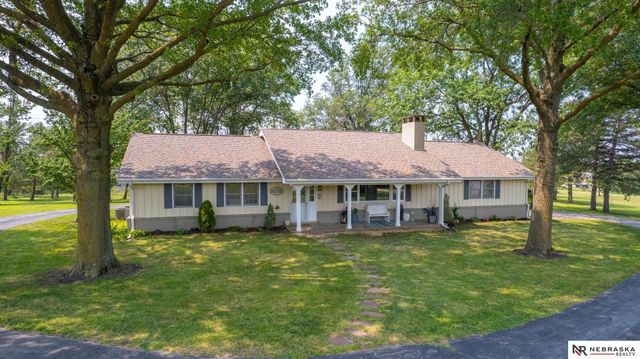 6101 Frontier Road, Lincoln, NE 68516