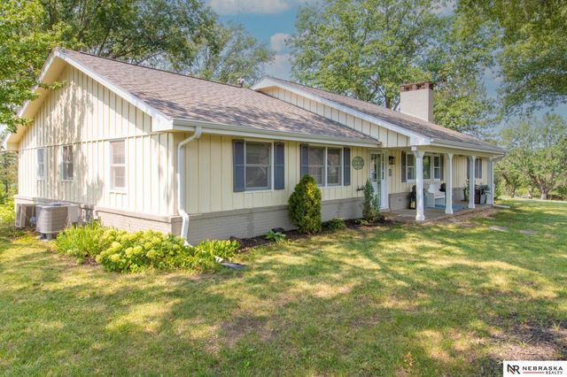 6101 Frontier Road, Lincoln, NE 68516