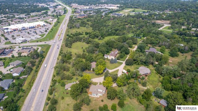 6101 Frontier Road, Lincoln, NE 68516