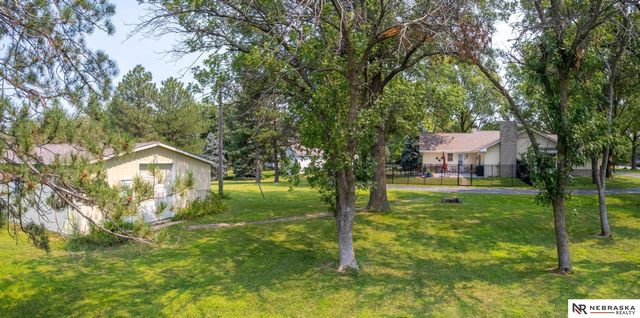 6101 Frontier Road, Lincoln, NE 68516