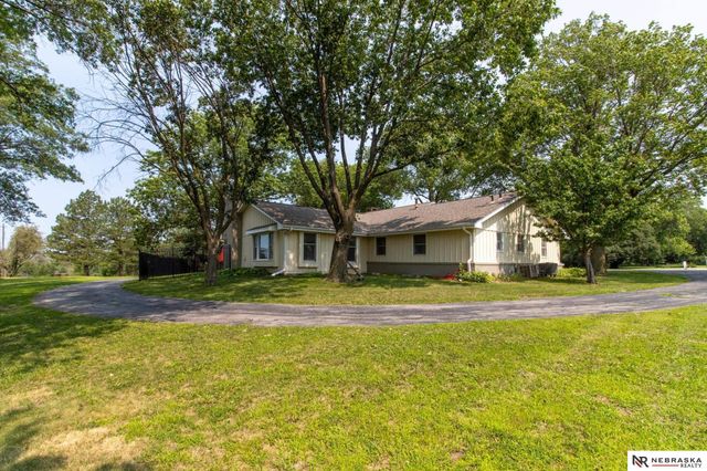 6101 Frontier Road, Lincoln, NE 68516