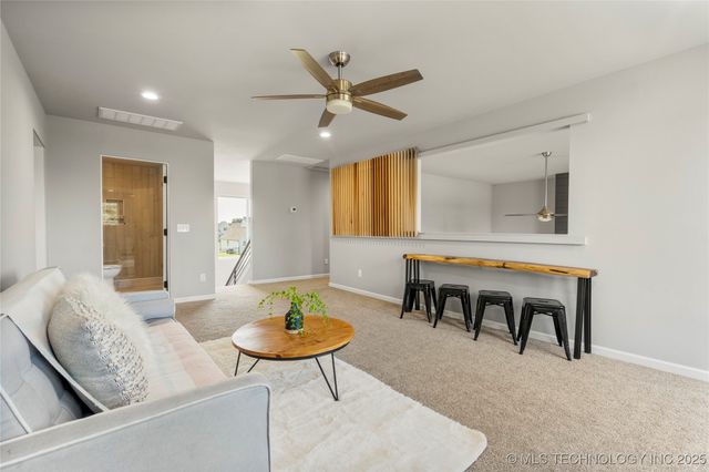 10514 S 218th East Avenue, Broken Arrow, OK 74014