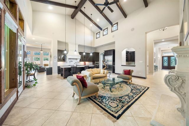 109 Evergreen Oak Drive, Conroe, TX 77384