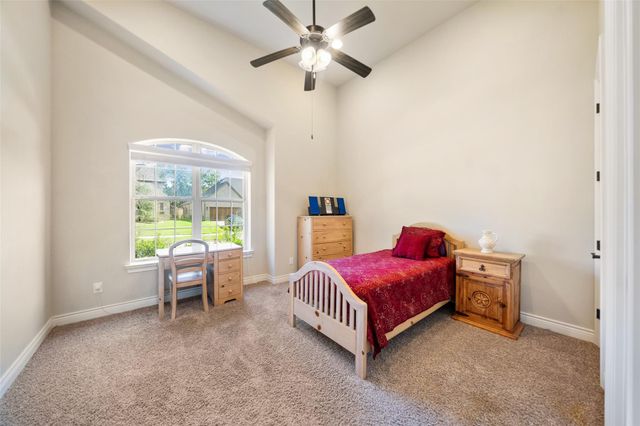 109 Evergreen Oak Drive, Conroe, TX 77384