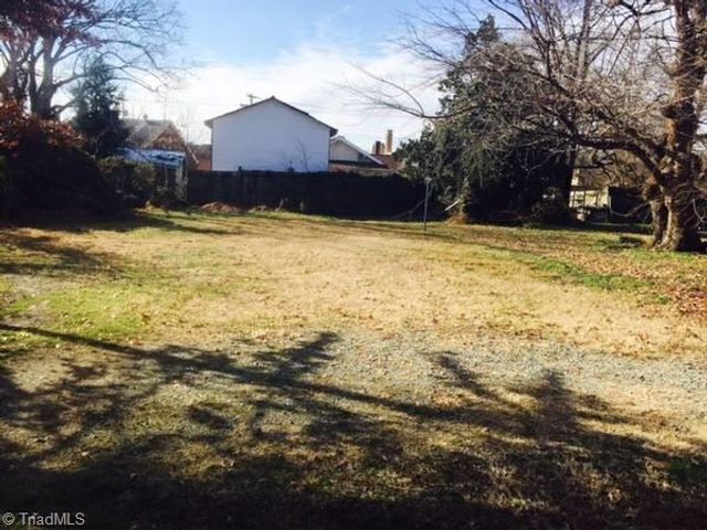 307 Oakwood Street B, High Point, NC 27262