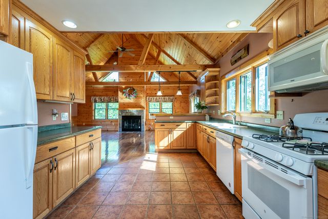 19 Ryan Avenue, North Canaan, CT 06018