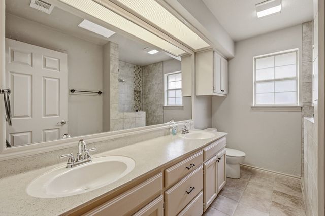 5614 Hondo Drive, De Cordova, TX 76049