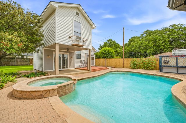 5614 Hondo Drive, De Cordova, TX 76049