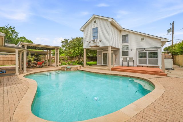 5614 Hondo Drive, De Cordova, TX 76049