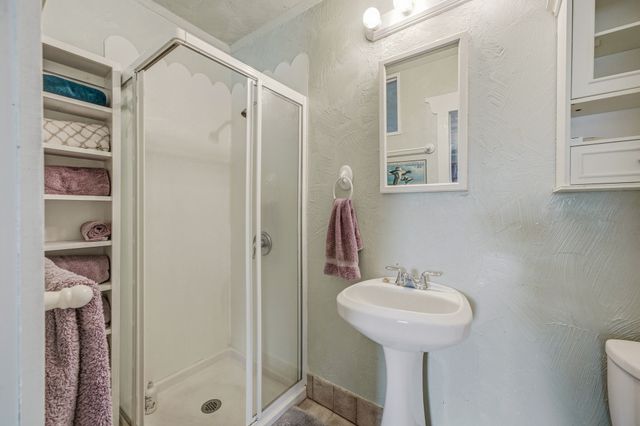 5614 Hondo Drive, De Cordova, TX 76049
